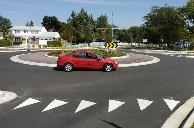 Ann Arbor's Traffic Roundabouts Improve Safety, Data Shows